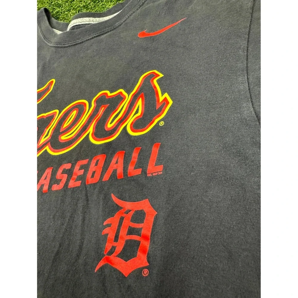 Nike Detroit Tigers Baseball Team T Shirt Mens‎ S Black Regular Fit Swoosh Logo